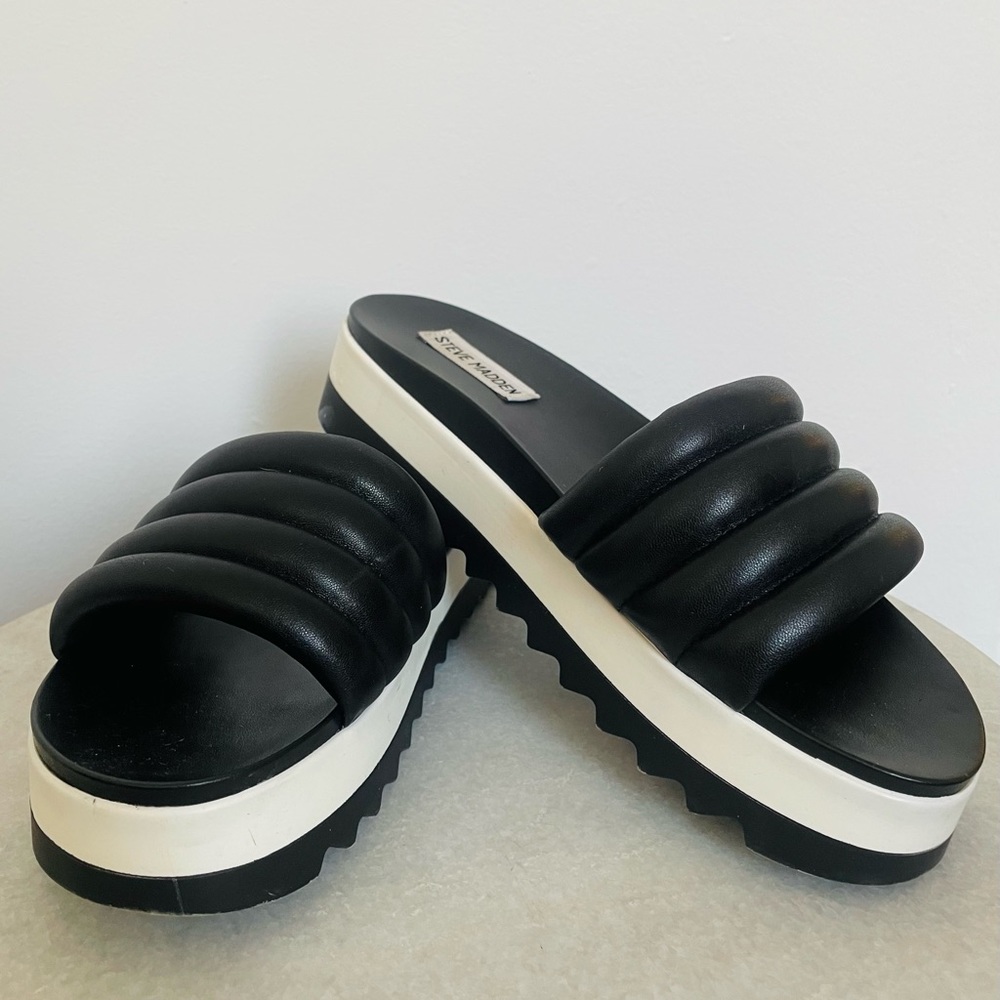 EUC Steve Madden Lugged Sole Platform Leather Sandals